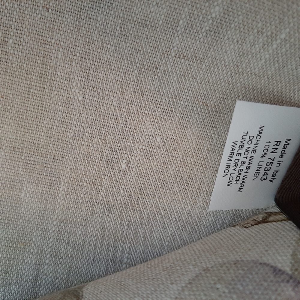 Tessitura Toscana Telerie Firenze 67" x 106" Italian Linen Tablecloth - Picture 14 of 16